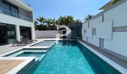 Casa em condomínio fechado com 4 quartos à venda na Victorio Arthur Cavini (rua 01), --, Jardim Acapulco, Guarujá por R$ 5.500.000