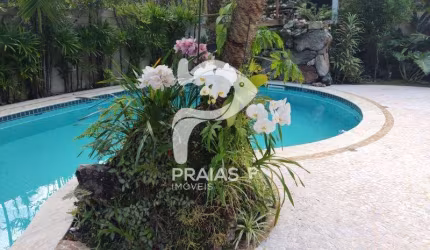 Casa em condomínio fechado com 4 quartos à venda na Doutor Paulo José de Azevedo Bonavides (rua 50), --, Jardim Acapulco, Guarujá por R$ 2.900.000
