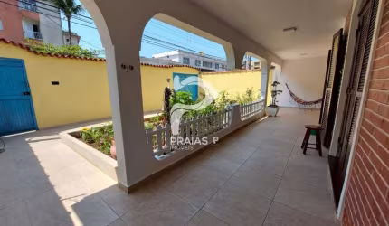Casa com 3 quartos à venda na Rua Benedito Cardoso Adriano Filho, --, Enseada, Guarujá por R$ 750.000