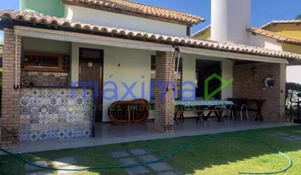 Casa em Condomínio a beira mar.