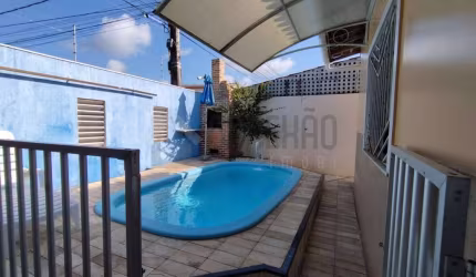 Casa no Aeroporto com piscina