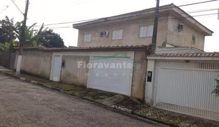 Casa com 3 dorms, Morro Nova Cintra, Santos - R$ 1.7 mi, Cod: 3155