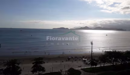 Apartamento com 3 dorms, Aparecida, Santos. Frente para o mar.