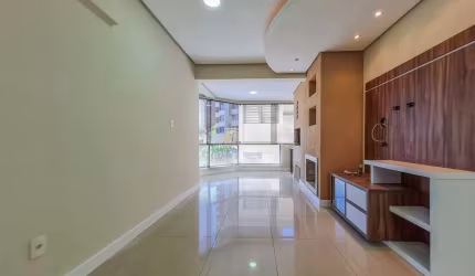 Apartamento à venda 3 Quartos, 1 Suite, 4 Vagas, 162.17M², Centro, Novo Hamburgo - RS