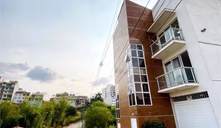 Casa com 4 quartos à venda em Jardim Amália - RJ