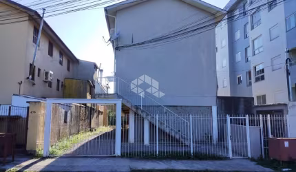 Sobrado em Desvio Rizzo