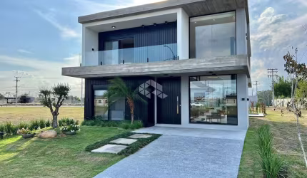 Casa de Condomínio em Remanso