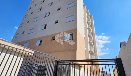 Apartamento em Vila Galvão