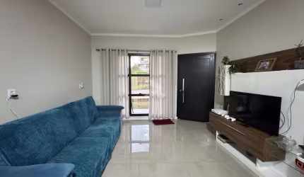 Casa em Linha Santa Cruz