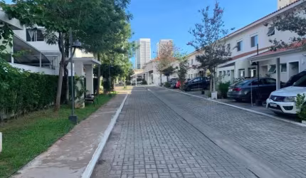 Casa em condomínio fechado para locação no Mogilar, 100m², 3 quartos, 2 vagas
