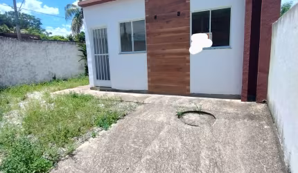 Casa de primeira locação 3 quartos, atrás do depósito do Guanabara altura de campo grande