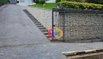 Casa à venda no condomínio Arujazinho I II e III