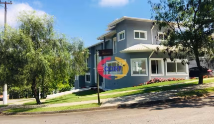 Casa ampla de alto padrão no condomínio Ibirapitanga!!!