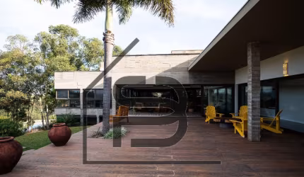 Casa térrea alto padrão com vista privilegiada Condomínio Fazenda Dona Carolina