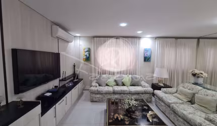 Casa para Venda no Parque Taquaral em Campinas - Façanha Imóveis Campinas