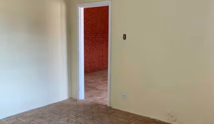 Casa com 3 quartos, Vila Vitória, Mogi das Cruzes - R$ 1.5 mi, Cod: 253