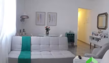 Apartamento Reformado de 2 Quartos no Centro de Barra do Piraí