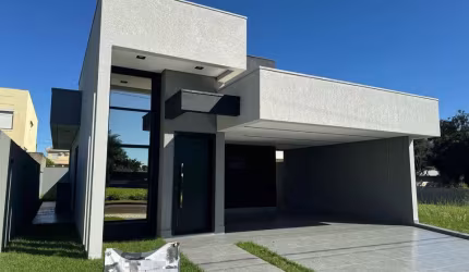 Belissima casa em condominio fechado