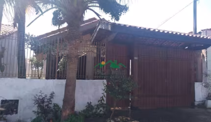 Casa com 4 dormitórios à venda, 149 m² por R$ 340.000,00 - Vila Municipal I - Guaratinguetá/SP