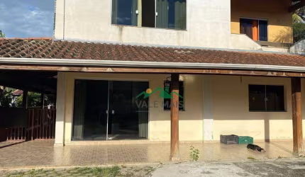 Casa com 4 dormitórios à venda, 506 m² por R$ 1.500.000 - Centro - Potim/SP