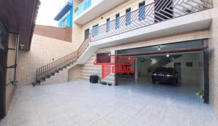 Sobrado com 4 dormitórios à venda, 305 m² por R$ 842.000,00 - Jardim Santo André - Santo André/SP