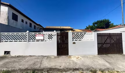 Ótima Oportunidade – Imóvel Charmoso com Amplo Terreno