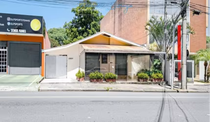 Terreno Comercial para Venda em Curitiba, ALto da Rua XV, 6 dormitórios, 2 banheiros, 6 vagas