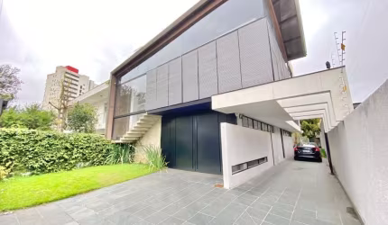 CASA COMERCIAL NO CENTRO CÍVICO