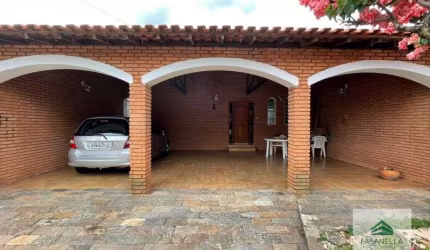 Casa à venda em Araraquara