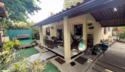 Casa para Venda em Saquarema, Itaúna, 4 dormitórios, 2 suítes, 3 banheiros, 2 vagas