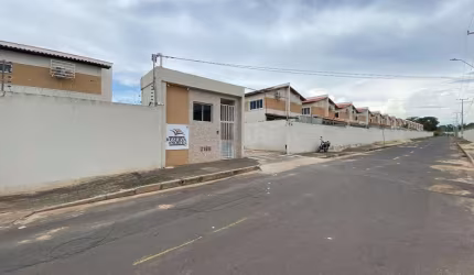 Casa em Condomínio