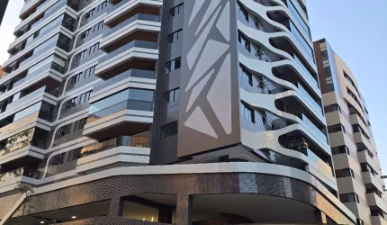 Apartamento na Jatiúca,  com 02 suites