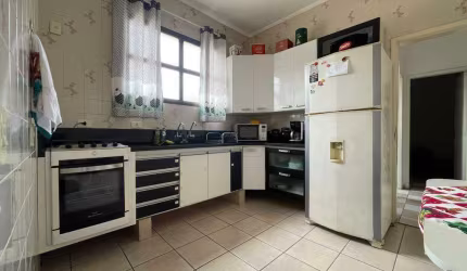 Apartamento de 02 dormitórios no bairro Marape em Santos.