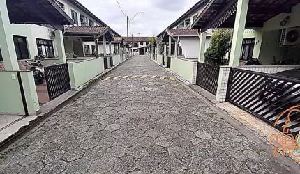 Casa à venda, 3 quartos, 1 vaga, Vila São Jorge - São Vicente/SP