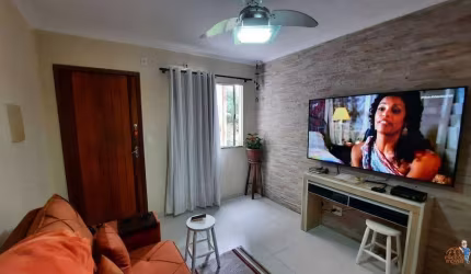 Apartamento com dois dormitórios e um banheiro à venda no Morro Nova Cintra.
