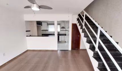 Casa à venda, 2 quartos, 1 suíte, 1 vaga, Esplanada dos Barreiros - São Vicente/SP