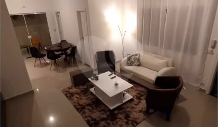 Condomínio com 2 quartos à venda em Jardim Virgínia - SP