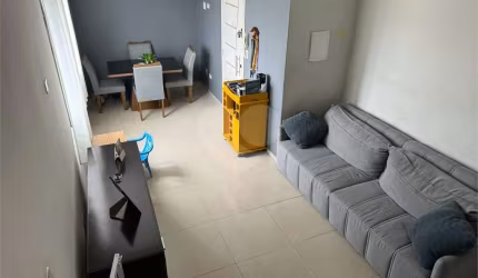 Apartamento com 3 quartos à venda em Vila Voturua - SP