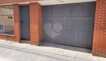 Casa com 2 quartos à venda ou para locação em Embaré - SP