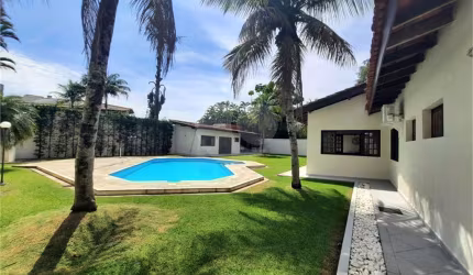 Casa com 5 quartos à venda ou para locação em Jardim Acapulco - SP
