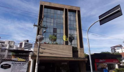 EXCELENTE SALA