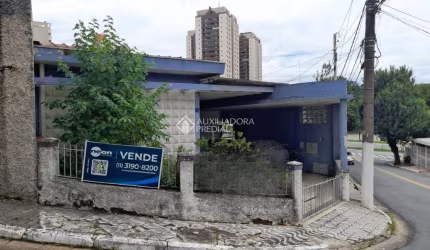 Casa com 3 dormitórios à venda, 251 m² por R$ 750.000,00 - Jardim Maria Adelaide - São Bernardo do Campo/SP
