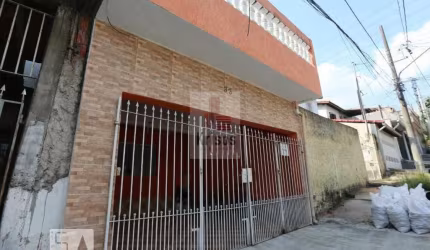Sobrado 3 dormitórios e 2 vagas a venda próximo a Av do Rio Pequeno !!!