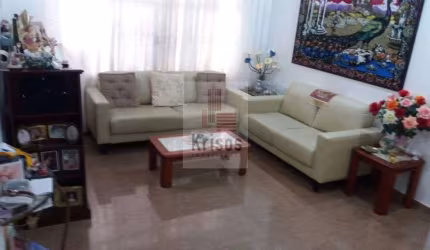 ótimo sobrado bem localizado em condomínio fechado