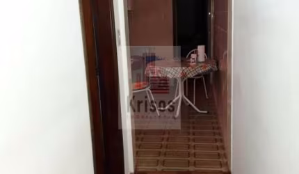 LINDA CASA TÉRREA CORREDOR LATERAL GARAGEM COBERTA P/2AUTOS