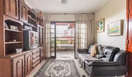 Casa com 120m²,  2 suítes, 2 vagas e churrasqueira próxima a futura Estação Chácara do Jockey