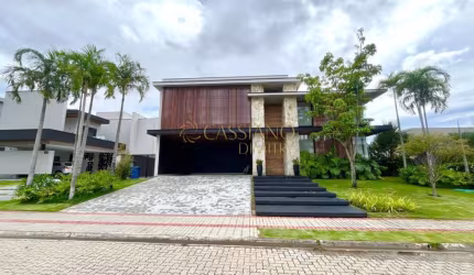 Sobrado à venda de 645m² | 04 dormitórios, sendo todos suítes e 02 vagas de garagem | Cond. Chácara Serimbura - São José dos Campos |
