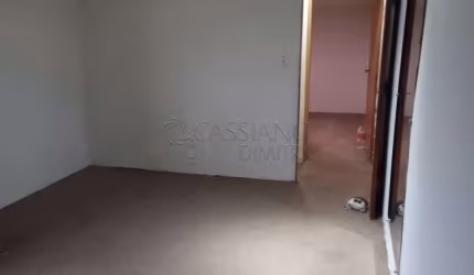 Casa/sobrado à venda de 91,60m² | 03 dormitórios, sendo 01 suíte e 02 vagas de garagem | Parque dos Ipês - São José dos Campos |