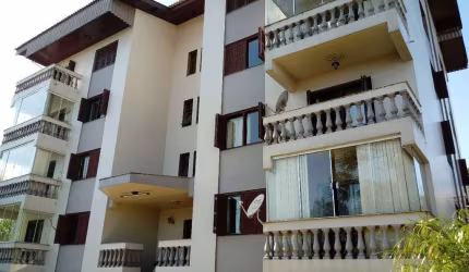 Amplo apartamento, 98 m², 03 dormitórios,  Sagrada Família - R$ 350.000