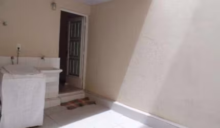 Casa com 2 quartos à venda na Rua Maria de Lourdes Camelo, Alto Caiçaras, Belo Horizonte, 77 m2 por R$ 301.000